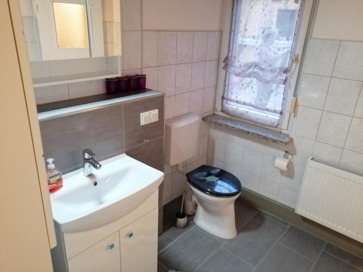 Ferienwohnung Ines Άιζεναχ Εξωτερικό φωτογραφία